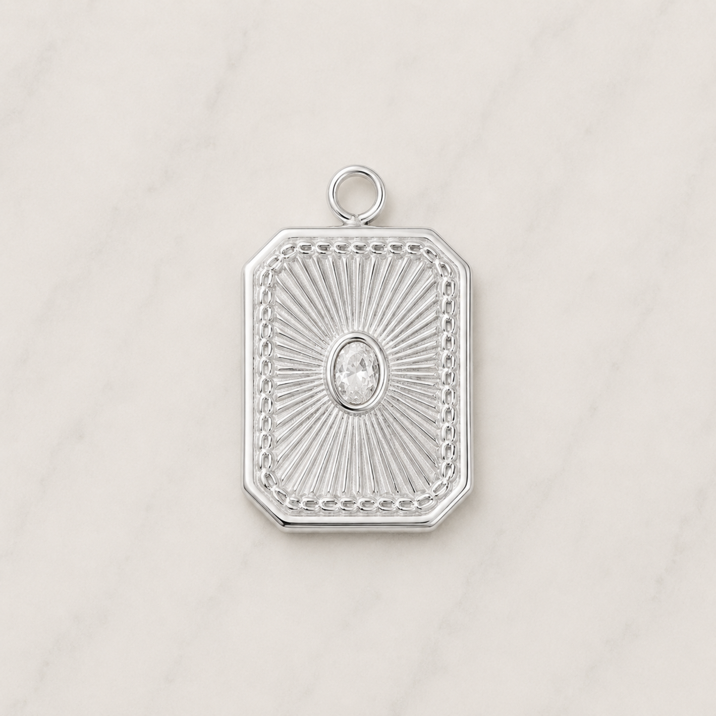 The Charm Bar – Hochwertiger, personalisierbarer Schmuck aus 18K PVD vergoldetem 316L Edelstahl. Wasserfeste Halsketten, Charms und Armbänder für einzigartige Kombinationen – jeder Charm erzählt deine Geschichte. Zirkonia Charm Summer Charms.