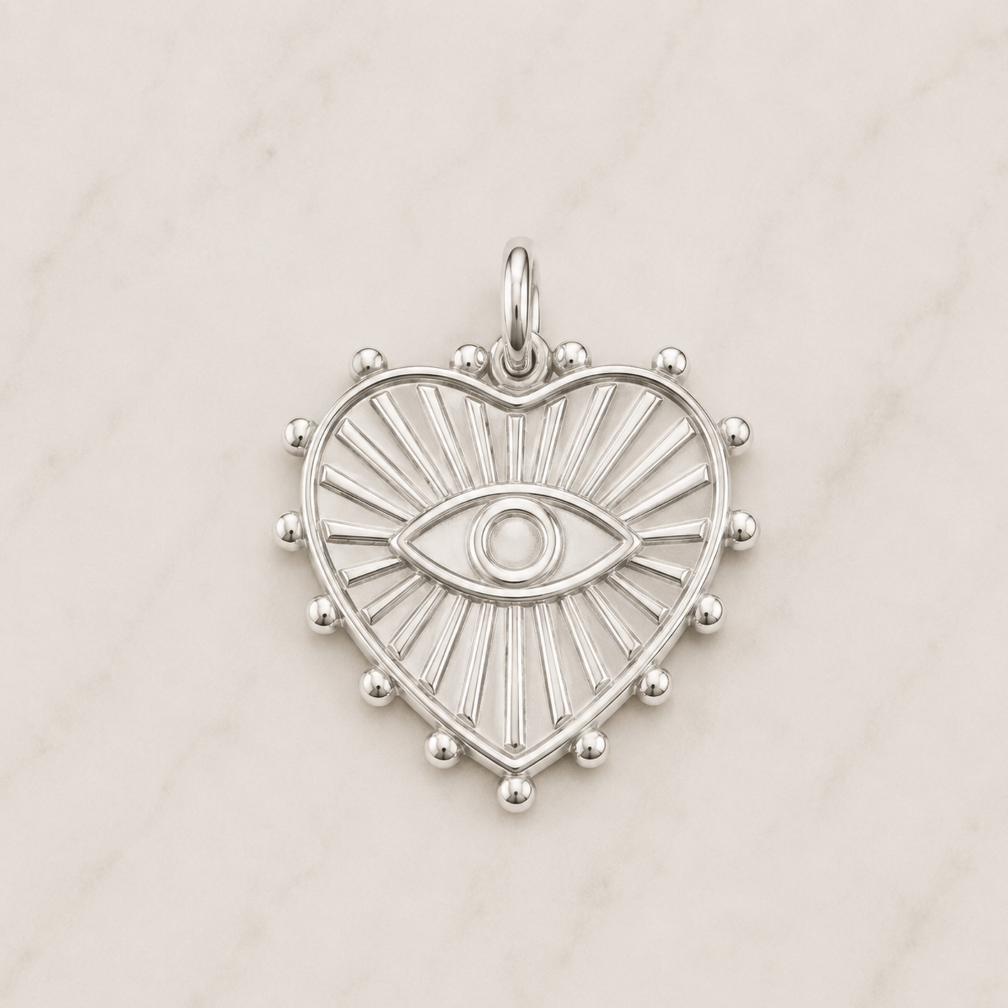 The Charm Bar – Hochwertiger, personalisierbarer Schmuck aus 18K PVD vergoldetem 316L Edelstahl. Wasserfeste Halsketten, Charms und Armbänder für einzigartige Kombinationen – jeder Charm erzählt deine Geschichte. Nazar  Charm Evil Eye Charm.