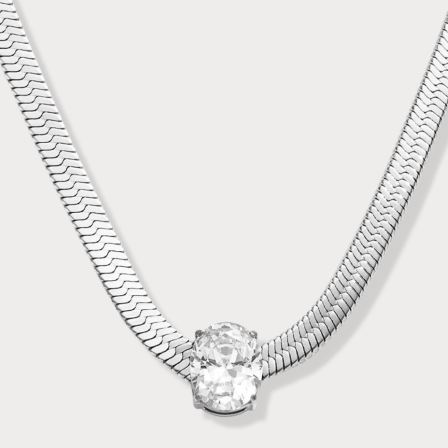 The Charm Bar – Hochwertiger, personalisierbarer Schmuck aus 18K PVD vergoldetem 316L Edelstahl. Wasserfeste Halsketten, Charms und Armbänder für einzigartige Kombinationen – jeder Charm erzählt deine Geschichte.